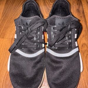 Adidas Black Sneakers with Breathable Mesh and Sleek Design